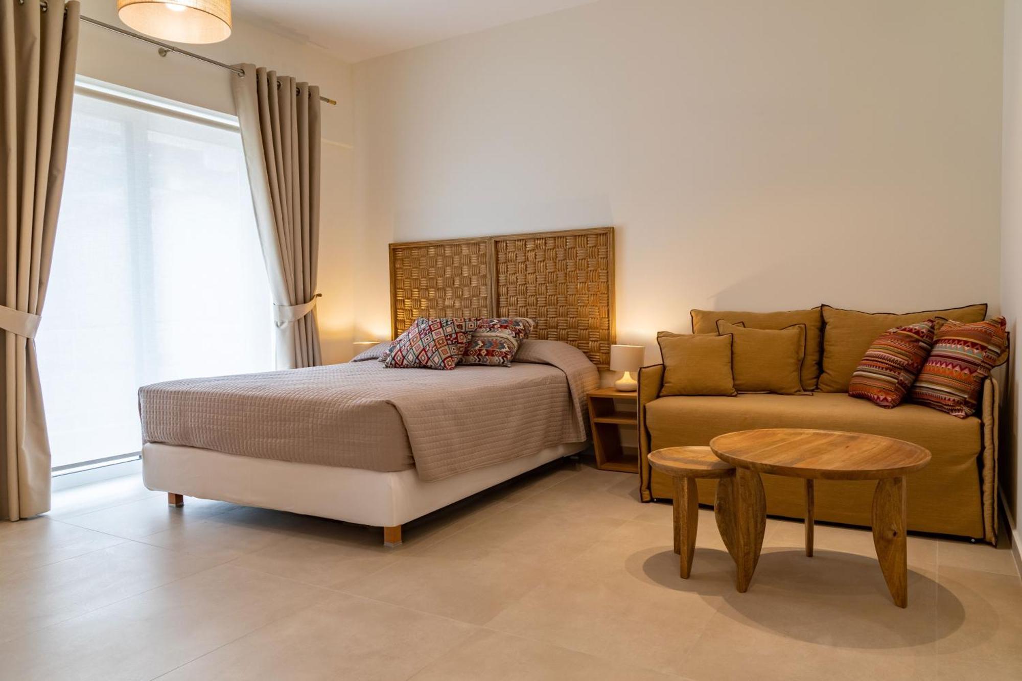 Arancia Elegant Rooms And Suites Tolón Exterior photo