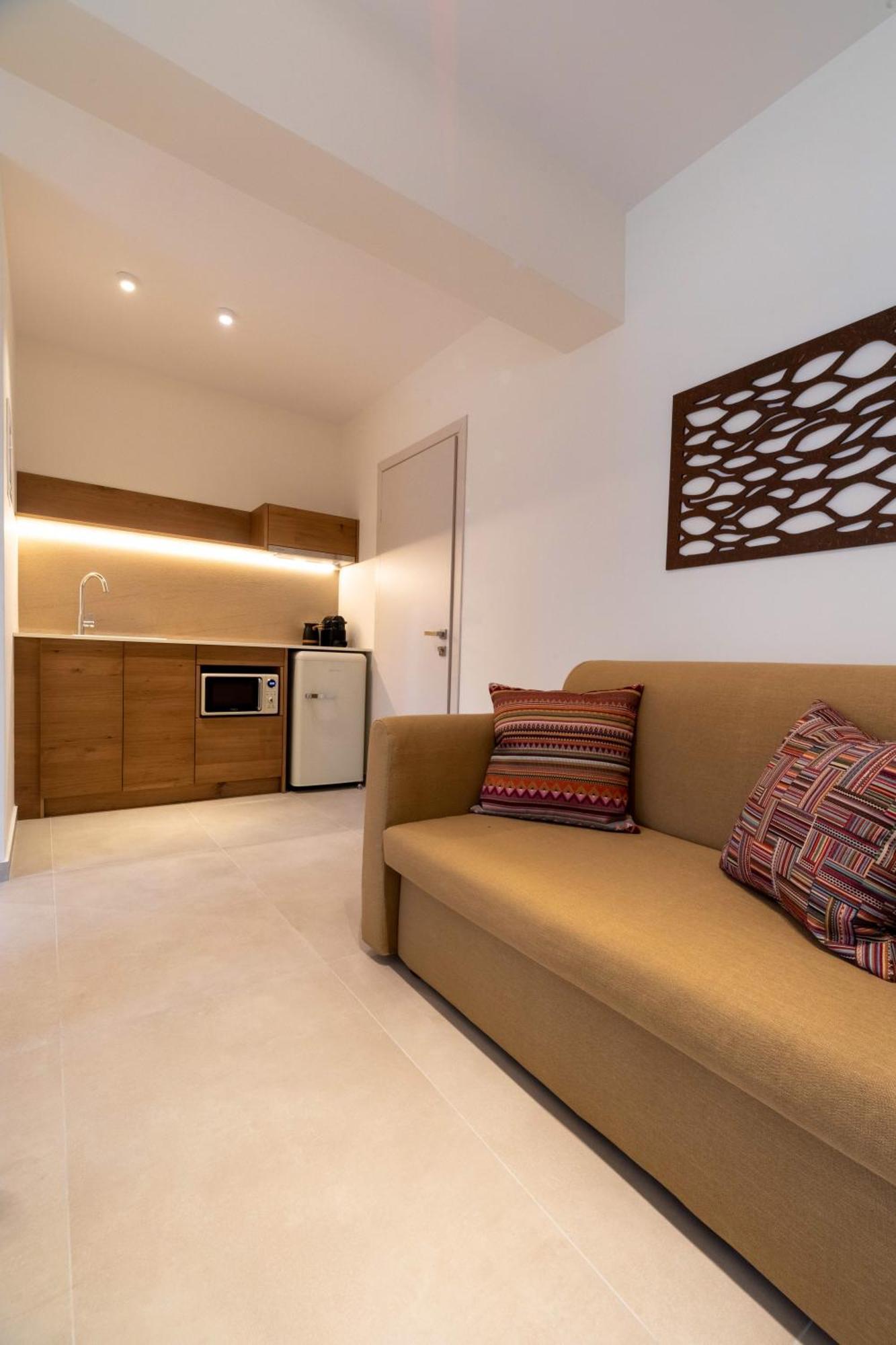 Arancia Elegant Rooms And Suites Tolón Exterior photo