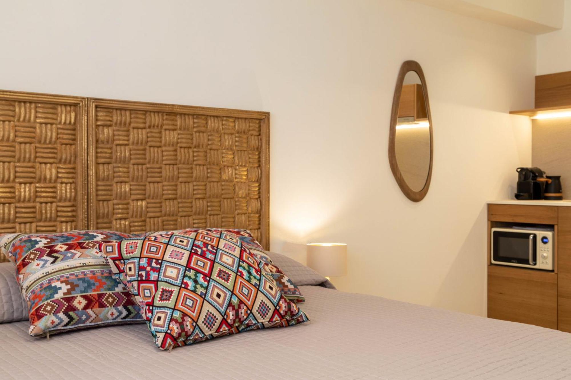 Arancia Elegant Rooms And Suites Tolón Exterior photo