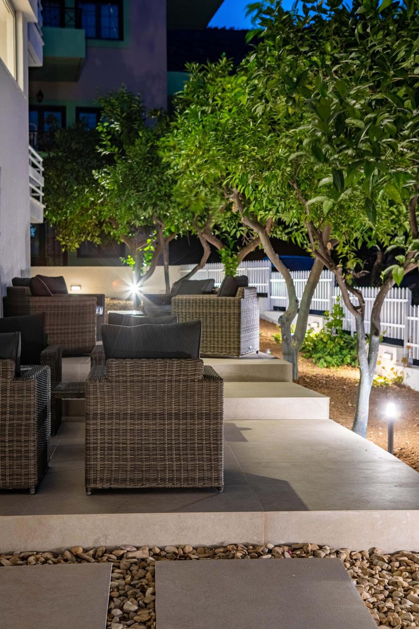 Arancia Elegant Rooms And Suites Tolón Exterior photo