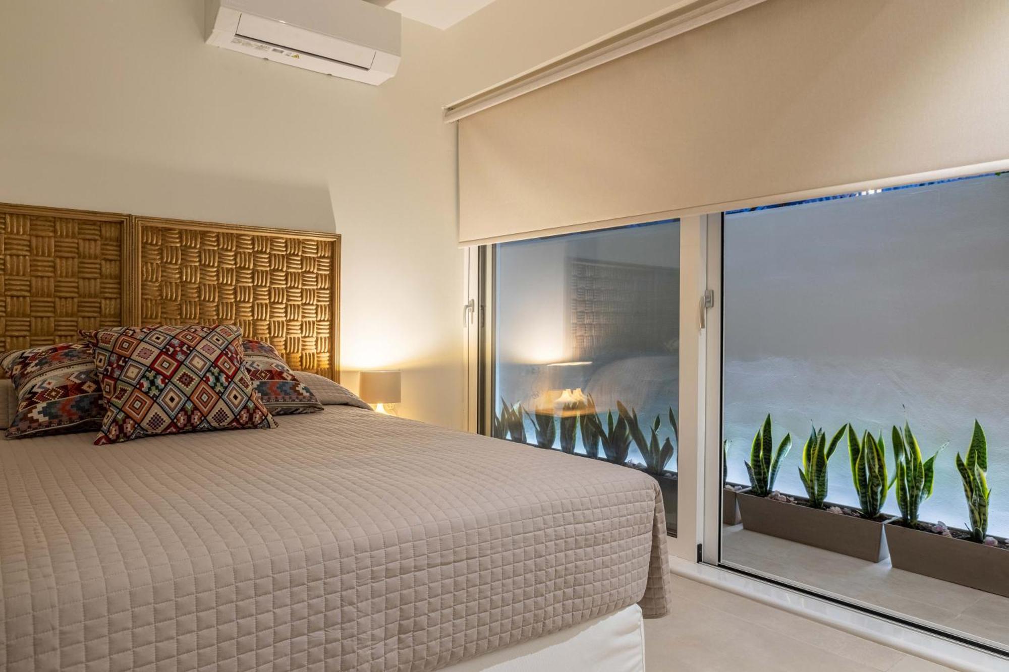 Arancia Elegant Rooms And Suites Tolón Exterior photo